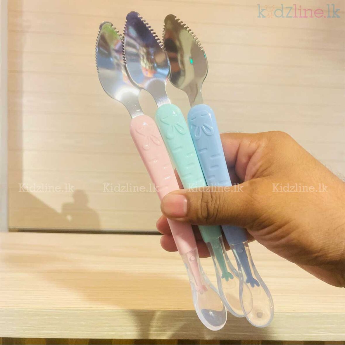 Baby Fruit Spoon 2 in 1 Double Head Puree Spoon Multi-use BPA Free Baby Stainless Steel Fruit Spoon for Toddler